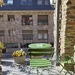 Chalet Font